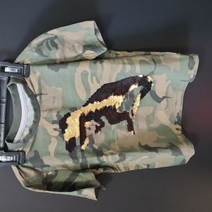 HOLLYWOOD THE JEAN PEOPLE

Khalil Short Sleeve Flip Sequin Graphic Tee 3T